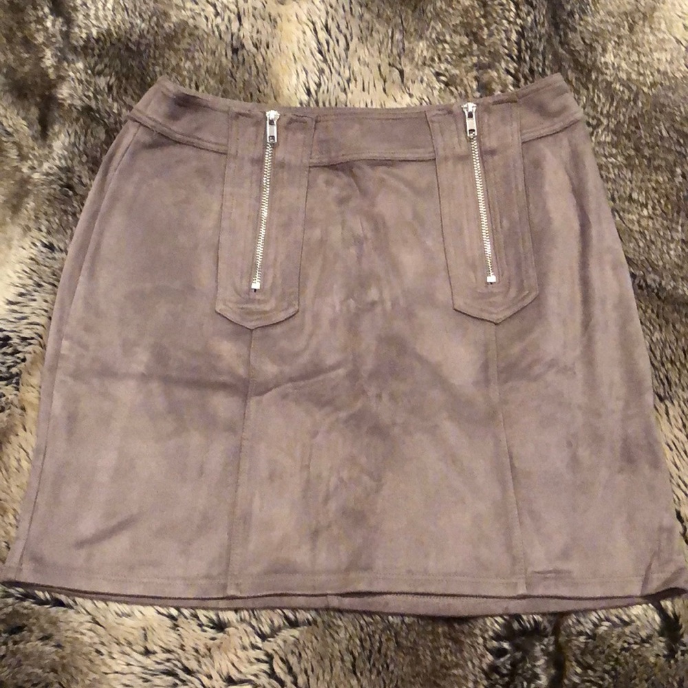 Velvet skirt